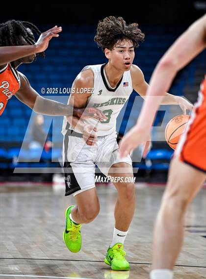 Thumbnail 3 in Pacifica Christian vs. Fairmont Prep (CIF SS DIV 2AA Championship) photogallery.