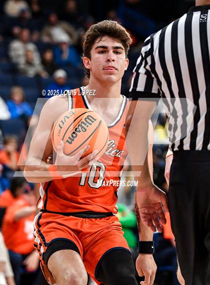 Thumbnail 1 in Pacifica Christian vs. Fairmont Prep (CIF SS DIV 2AA Championship) photogallery.