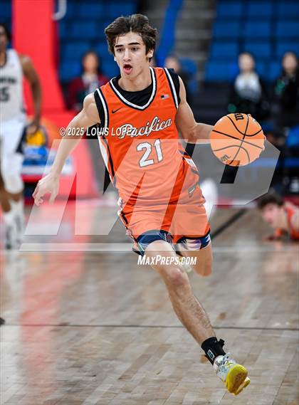 Thumbnail 2 in Pacifica Christian vs. Fairmont Prep (CIF SS DIV 2AA Championship) photogallery.