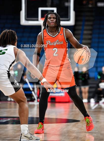 Thumbnail 2 in Pacifica Christian vs. Fairmont Prep (CIF SS DIV 2AA Championship) photogallery.