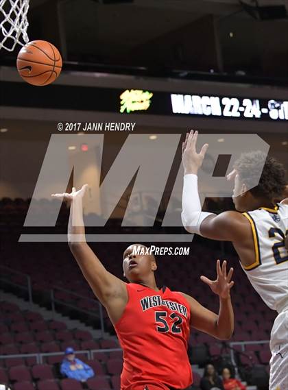 Thumbnail 1 in Westchester vs. Westbury Christian (Tarkanian Classic) photogallery.