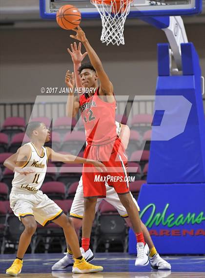 Thumbnail 2 in Westchester vs. Westbury Christian (Tarkanian Classic) photogallery.
