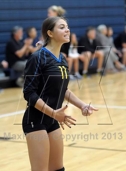 Thumbnail 3 in Presentation vs. Foothill (Nor Cal Classic) photogallery.