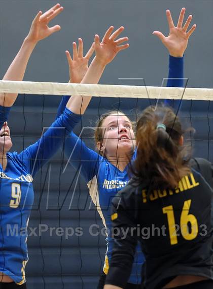Thumbnail 1 in Presentation vs. Foothill (Nor Cal Classic) photogallery.