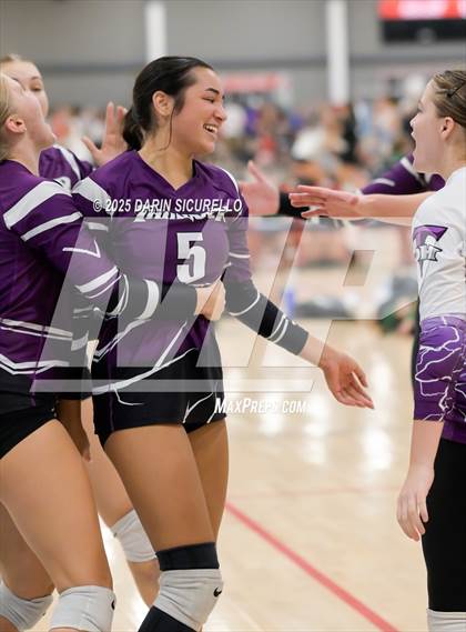 Thumbnail 3 in Desert Hills vs. Salpointe Catholic (Nike Tournament of Champions – Southwest) photogallery.