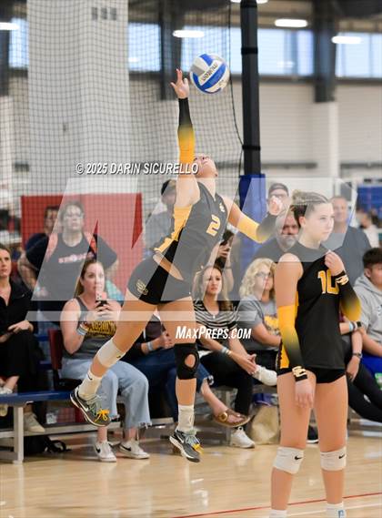 Thumbnail 1 in Desert Hills vs. Salpointe Catholic (Nike Tournament of Champions – Southwest) photogallery.