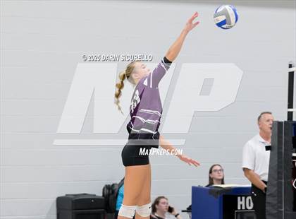 Thumbnail 2 in Desert Hills vs. Salpointe Catholic (Nike Tournament of Champions – Southwest) photogallery.