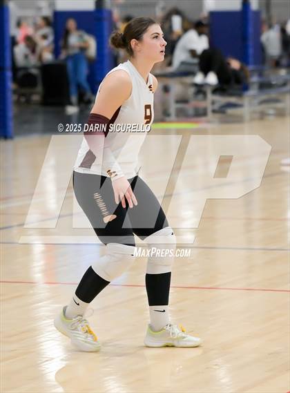 Thumbnail 1 in Desert Hills vs. Salpointe Catholic (Nike Tournament of Champions – Southwest) photogallery.