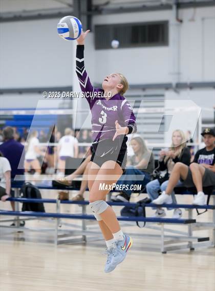 Thumbnail 1 in Desert Hills vs. Salpointe Catholic (Nike Tournament of Champions – Southwest) photogallery.