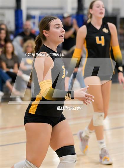 Thumbnail 1 in Desert Hills vs. Salpointe Catholic (Nike Tournament of Champions – Southwest) photogallery.