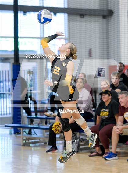 Thumbnail 1 in Desert Hills vs. Salpointe Catholic (Nike Tournament of Champions – Southwest) photogallery.