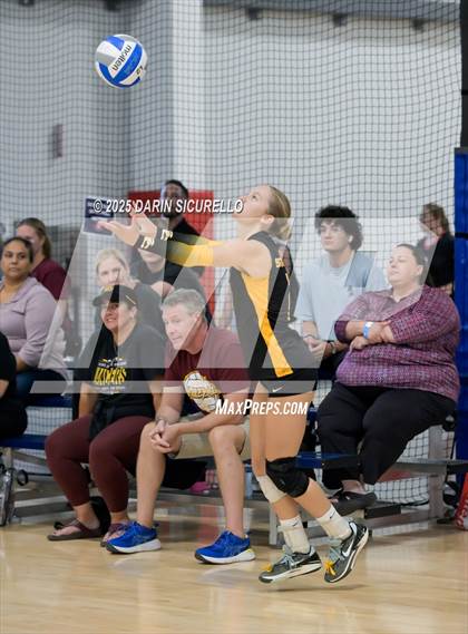 Thumbnail 3 in Desert Hills vs. Salpointe Catholic (Nike Tournament of Champions – Southwest) photogallery.