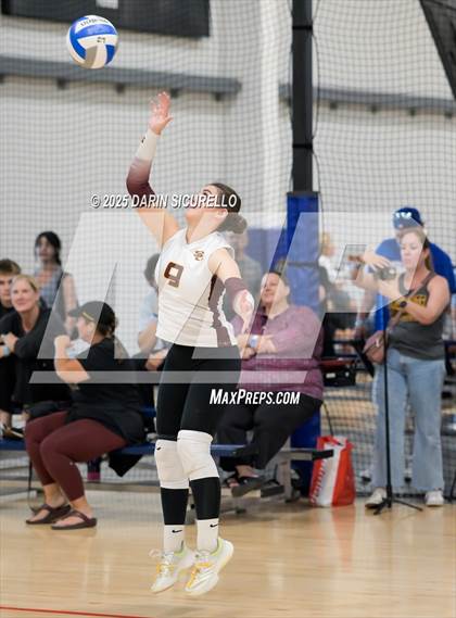 Thumbnail 3 in Desert Hills vs. Salpointe Catholic (Nike Tournament of Champions – Southwest) photogallery.