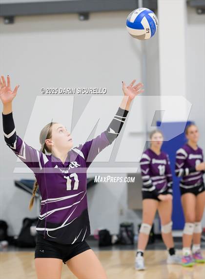 Thumbnail 2 in Desert Hills vs. Salpointe Catholic (Nike Tournament of Champions – Southwest) photogallery.