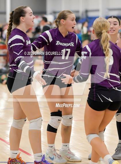 Thumbnail 1 in Desert Hills vs. Salpointe Catholic (Nike Tournament of Champions – Southwest) photogallery.