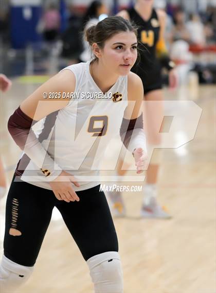 Thumbnail 3 in Desert Hills vs. Salpointe Catholic (Nike Tournament of Champions – Southwest) photogallery.