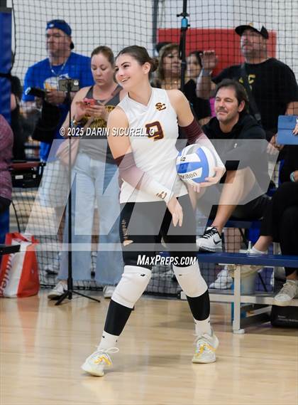 Thumbnail 2 in Desert Hills vs. Salpointe Catholic (Nike Tournament of Champions – Southwest) photogallery.