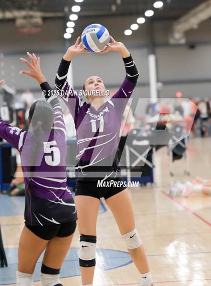 Thumbnail 2 in Desert Hills vs. Salpointe Catholic (Nike Tournament of Champions – Southwest) photogallery.