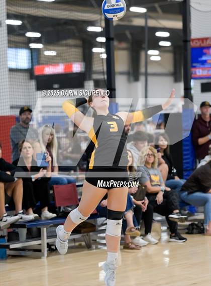 Thumbnail 2 in Desert Hills vs. Salpointe Catholic (Nike Tournament of Champions – Southwest) photogallery.