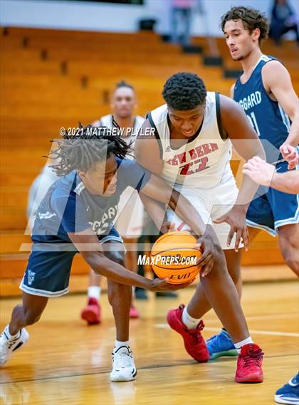 Thumbnail 2 in Hoggard vs New Bern (Holiday in the Pines Tournament) photogallery.