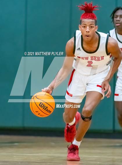 Thumbnail 2 in Hoggard vs New Bern (Holiday in the Pines Tournament) photogallery.