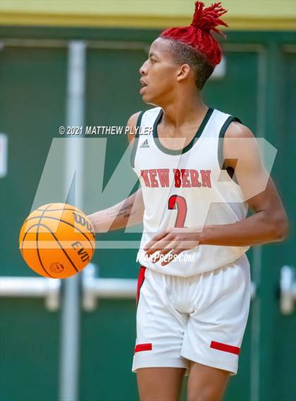 Thumbnail 1 in Hoggard vs New Bern (Holiday in the Pines Tournament) photogallery.