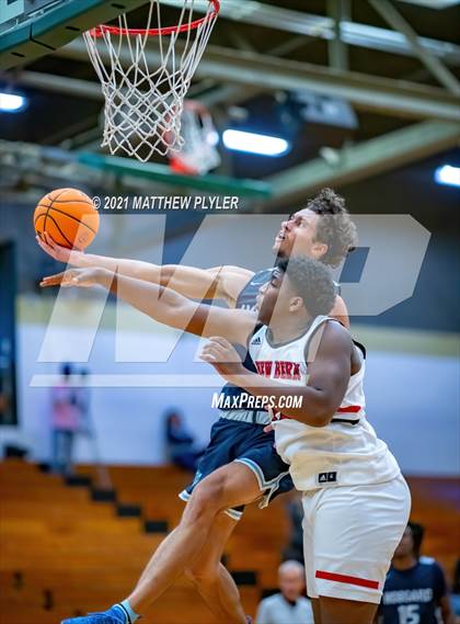 Thumbnail 3 in Hoggard vs New Bern (Holiday in the Pines Tournament) photogallery.