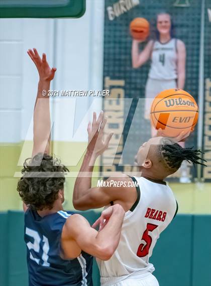 Thumbnail 2 in Hoggard vs New Bern (Holiday in the Pines Tournament) photogallery.