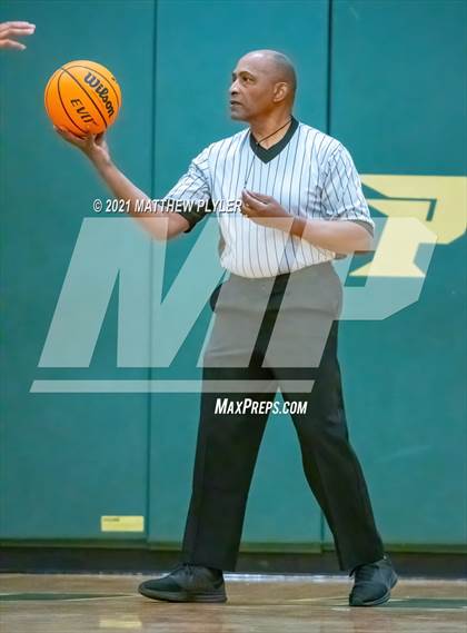 Thumbnail 3 in Hoggard vs New Bern (Holiday in the Pines Tournament) photogallery.