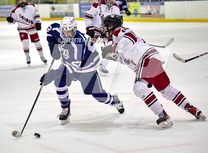 Thumbnail 1 in Randolph vs. Morristown-Beard photogallery.