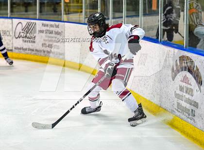Thumbnail 2 in Randolph vs. Morristown-Beard photogallery.