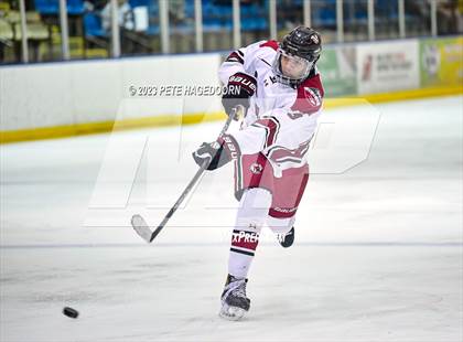 Thumbnail 2 in Randolph vs. Morristown-Beard photogallery.