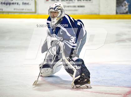 Thumbnail 2 in Randolph vs. Morristown-Beard photogallery.