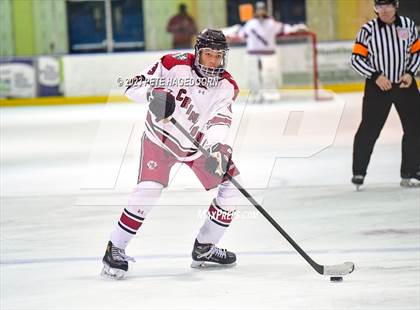 Thumbnail 2 in Randolph vs. Morristown-Beard photogallery.