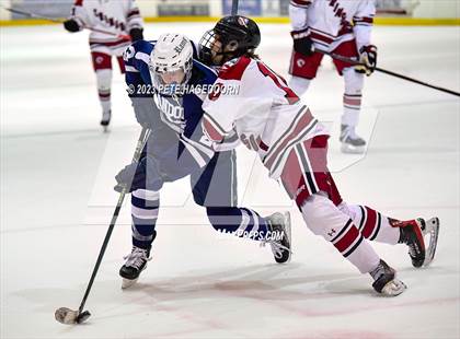 Thumbnail 2 in Randolph vs. Morristown-Beard photogallery.