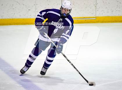Thumbnail 1 in Randolph vs. Morristown-Beard photogallery.