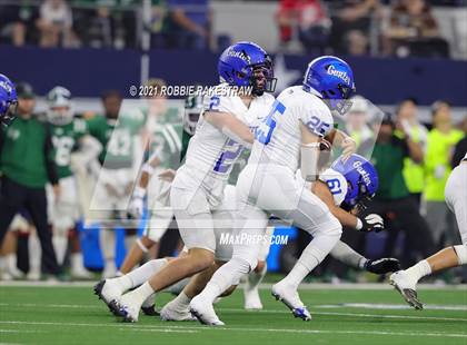 Thumbnail 1 in Gunter @ Franklin (UIL Football 3A D2 Finals) photogallery.