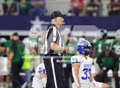 Thumbnail 1 in Gunter @ Franklin (UIL Football 3A D2 Finals) photogallery.