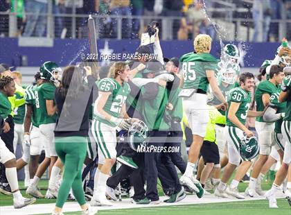 Thumbnail 3 in Gunter @ Franklin (UIL Football 3A D2 Finals) photogallery.