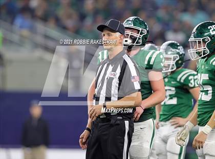 Thumbnail 2 in Gunter @ Franklin (UIL Football 3A D2 Finals) photogallery.