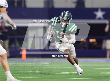 Thumbnail 2 in Gunter @ Franklin (UIL Football 3A D2 Finals) photogallery.