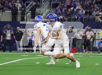 Thumbnail 3 in Gunter @ Franklin (UIL Football 3A D2 Finals) photogallery.