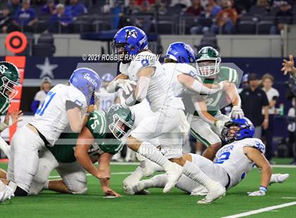 Thumbnail 2 in Gunter @ Franklin (UIL Football 3A D2 Finals) photogallery.