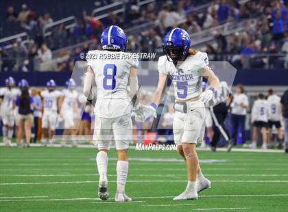 Thumbnail 1 in Gunter @ Franklin (UIL Football 3A D2 Finals) photogallery.