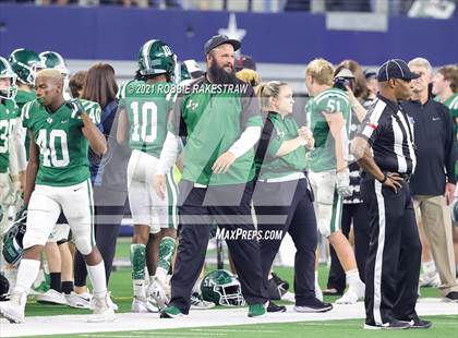 Thumbnail 1 in Gunter @ Franklin (UIL Football 3A D2 Finals) photogallery.