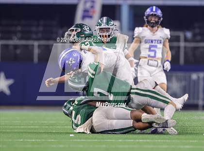 Thumbnail 3 in Gunter @ Franklin (UIL Football 3A D2 Finals) photogallery.
