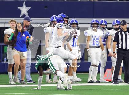 Thumbnail 2 in Gunter @ Franklin (UIL Football 3A D2 Finals) photogallery.