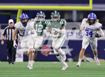 Thumbnail 2 in Gunter @ Franklin (UIL Football 3A D2 Finals) photogallery.