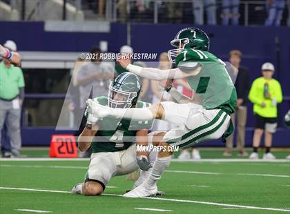 Thumbnail 3 in Gunter @ Franklin (UIL Football 3A D2 Finals) photogallery.