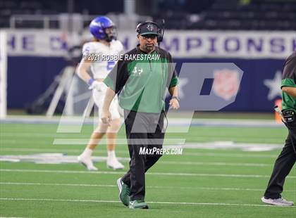 Thumbnail 2 in Gunter @ Franklin (UIL Football 3A D2 Finals) photogallery.